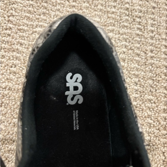 SAS Women’s Free Reign Snake Skin Shoes Size 9.5 - Picture 6 of 8